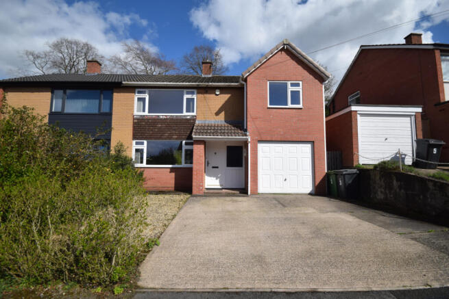 3 bed semi-detached house to rent Greencroft, Bra