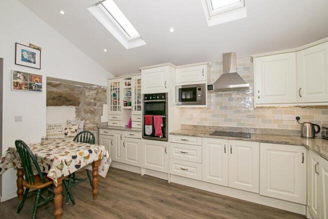 Kitchen/breakfast ro