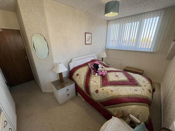 3 bed Bungalow for sale Image 12