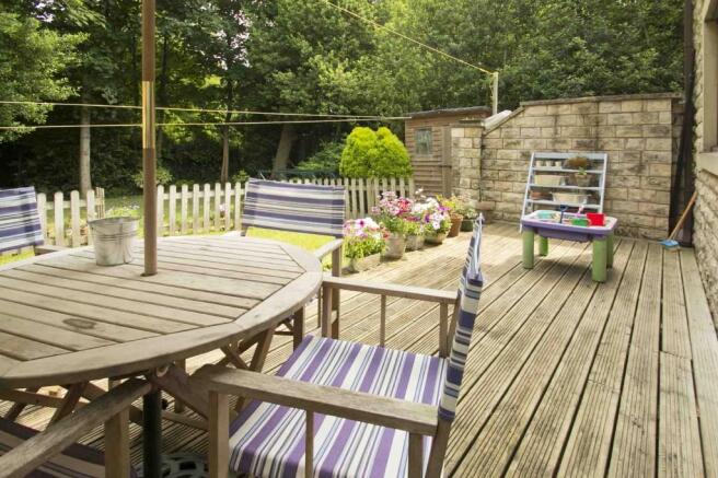 Deck & Garden