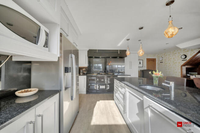 3 bed Semi-Detached for sale Image 7