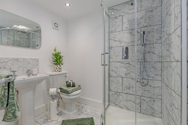 Exquisite En-Suite