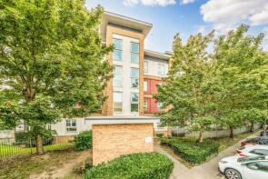 Flat 39, Challenge Court, Langhorn Drive, Twickenham TW2 7SY