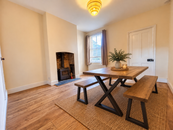 Cosy Rustic Bench Dining Room