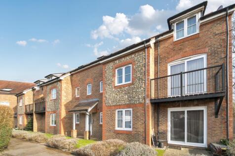 Newbury, Berkshire, RG14