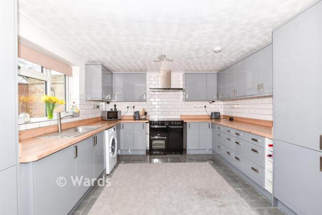Kitchen/Breakfast Area