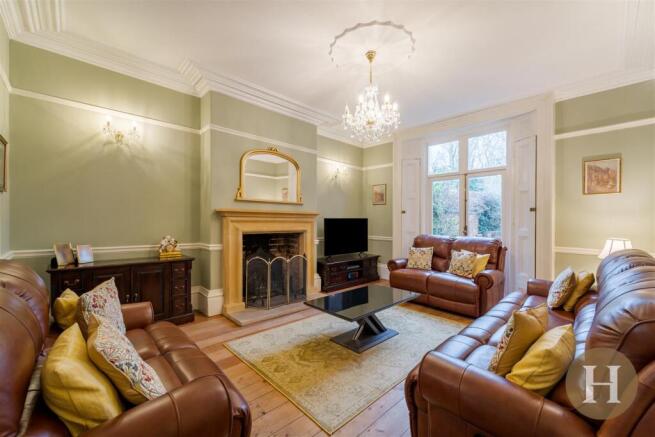 Hadleigh Estate Agents-14.jpg