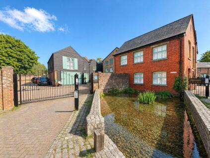 Springwell, Havant, Hampshire, PO9