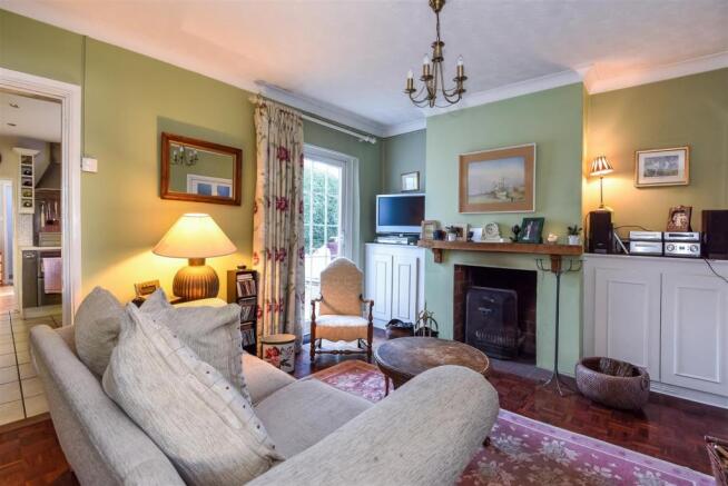 Living Room.jpg