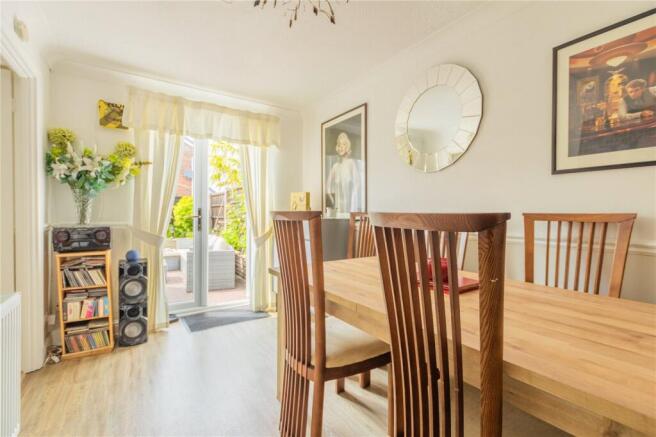 3 bed House for sale Image 9