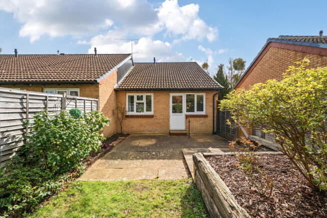 Fairmead, Woking, GU21 photo 4
