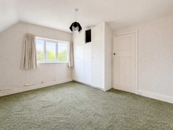3 bed Detached for sale Image 8