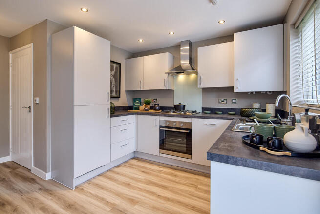 3 bed House for sale Image 4