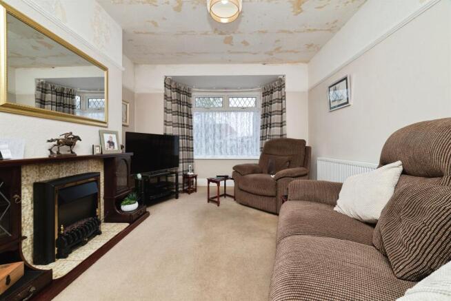 3 bed Terraced for sale Image 5