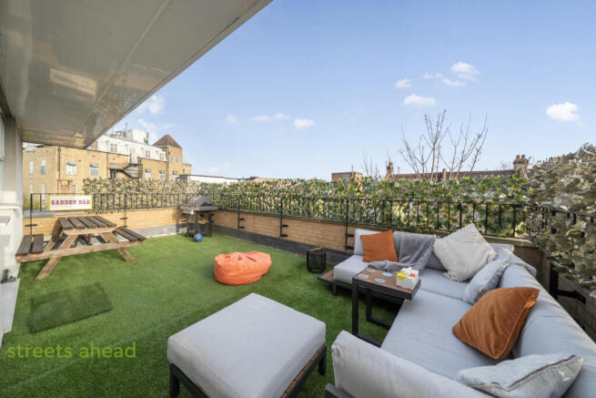 445ad82c-d978-418...