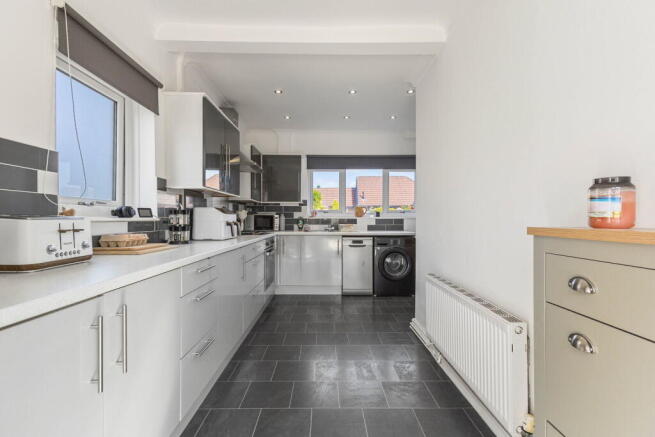 Hendal Lane,Wakefield,WF2 7NT photo 4