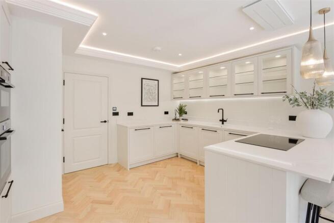 HOLLYMEOAK, 29B (19).jpg