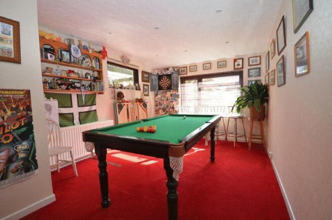 GAMES ROOM/GROUND