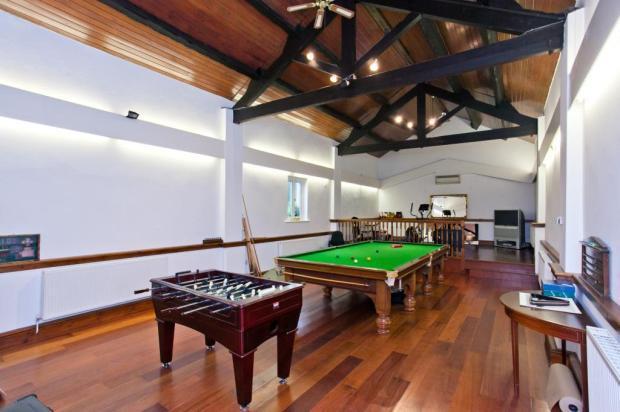 Snooker/Games Room