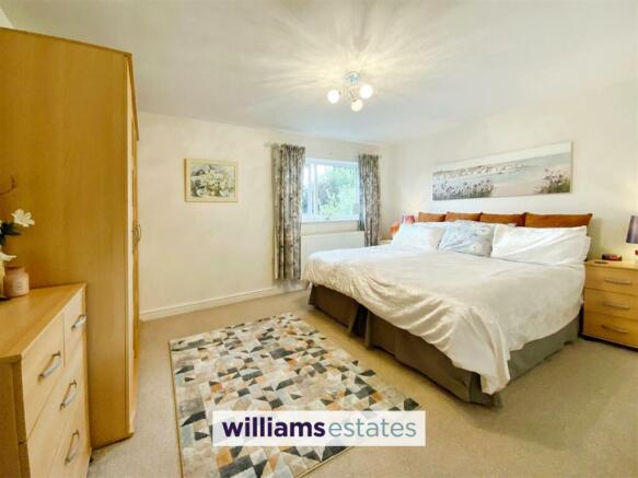1st floor bedroom 4