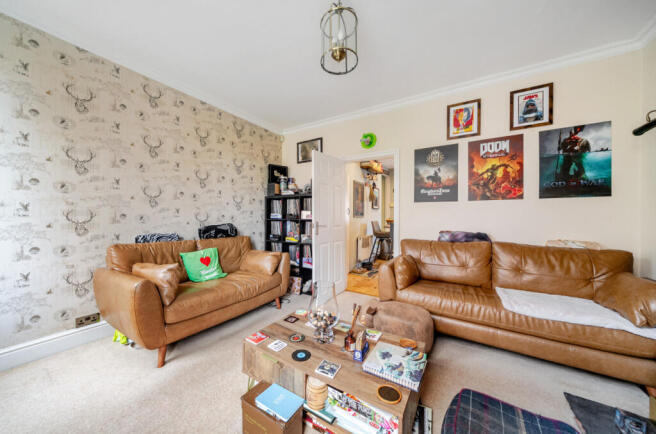 2 bed Terraced for sale Image 2