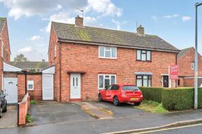 18, Woodhall Drive, Lincoln LN2 2AB
