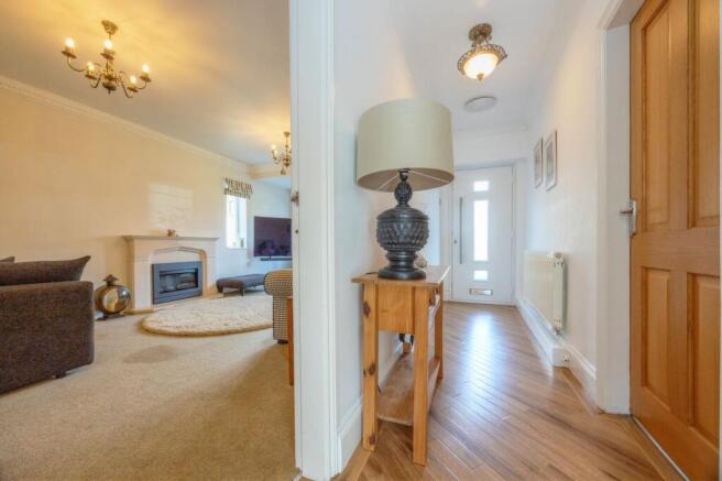 3 bed Detached Bungalow for sale Image 9