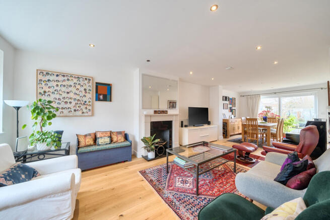 1420427-3-69a6f87...