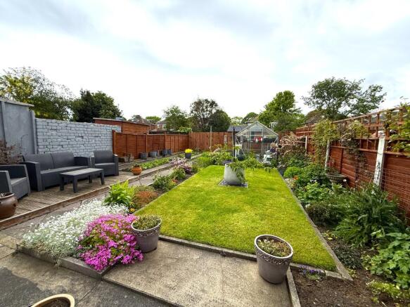3 bed Semi-Detached for sale Image 4