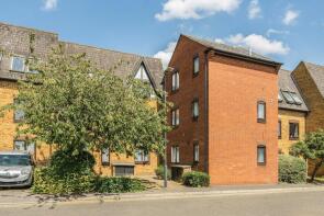 27, Badgers Close, Harrow HA1 4EN