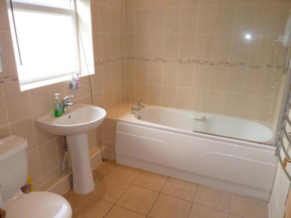 Photo 10