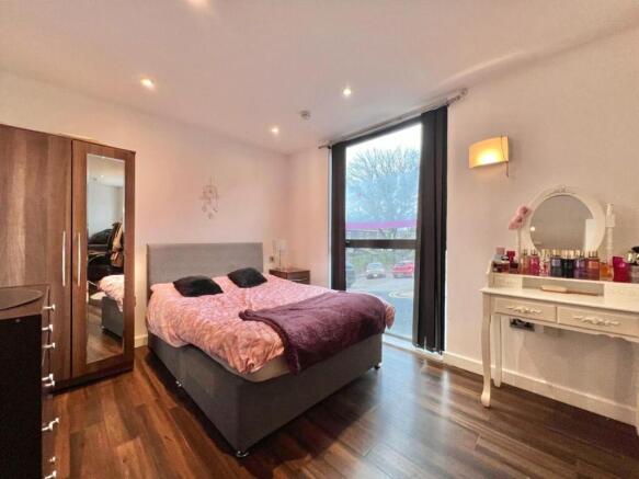1 bed Apartment for sale Image 5