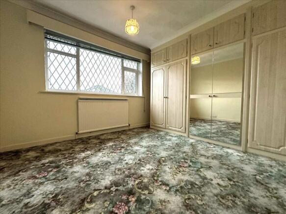 Bedroom (front)