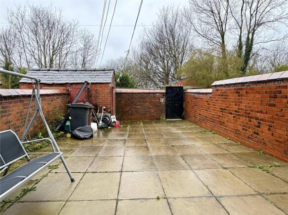 5 bed Terraced for sale Image 12