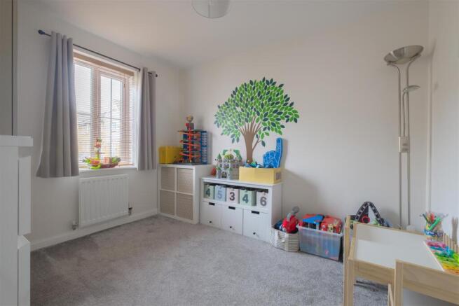 3 bed Terraced for sale Image 11