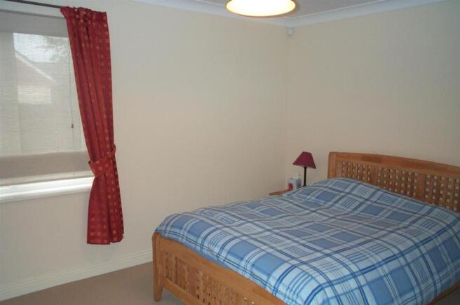 MAIN BEDROOM