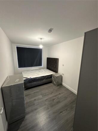 1 bed Apartment to rent Image 12