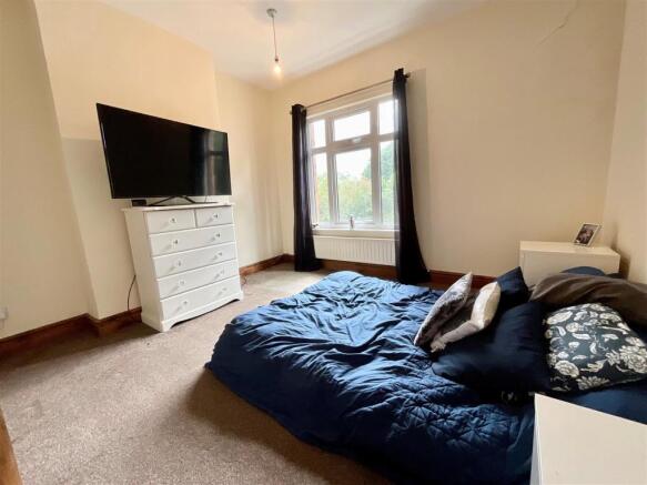bedroom.jpg