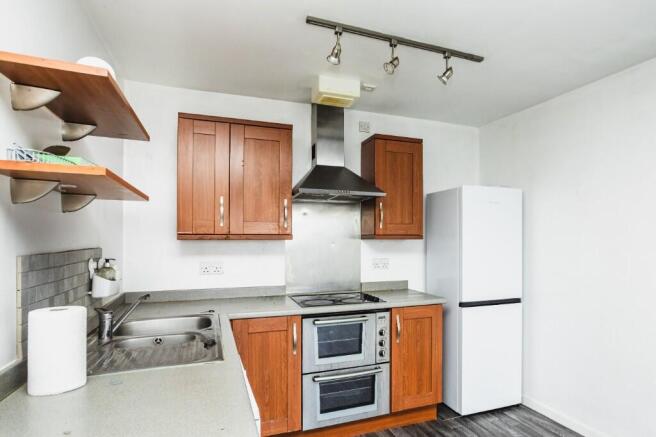 2 bed Flat for sale Image 8