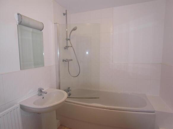 1 bed Flat to rent Image 6