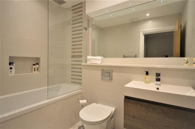 Bath/Shower Room