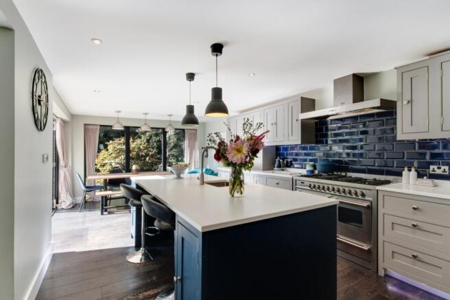 Kitchen/Breakfast Rm