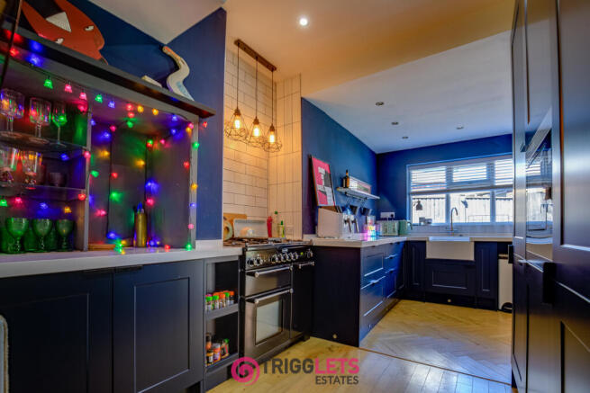 3 bed Detached for sale Image 9