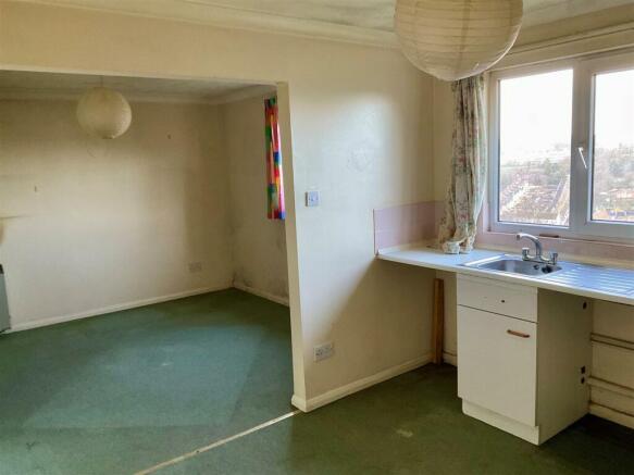 kitchenlounge.jpg