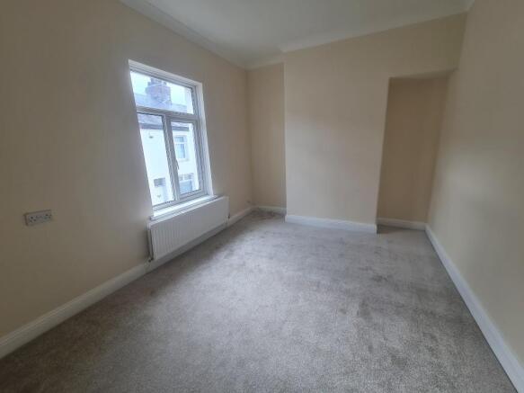 2 bed Terraced for sale Image 10