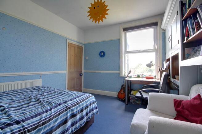 Bedroom 2 (Double)