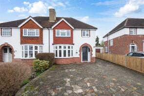 6, Roundwood View, Banstead SM7 1EQ