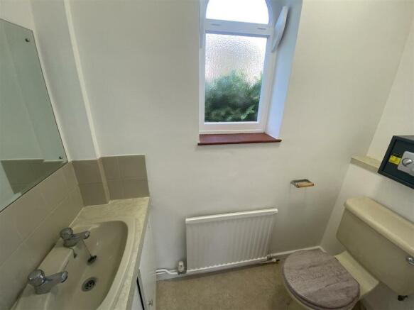 Downstairs cloakroom.jpg
