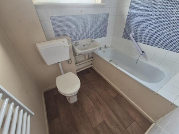 1 bed Flat for sale Image 8