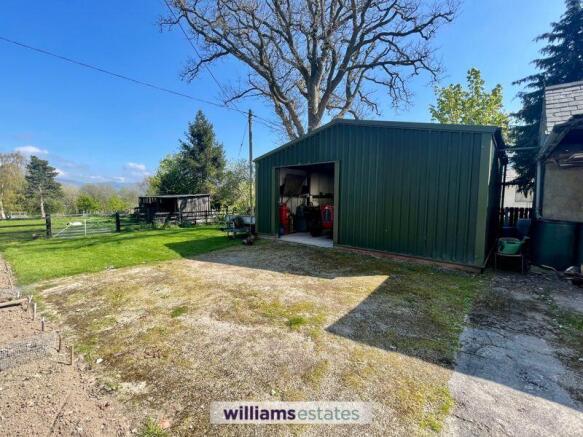 Large Shed/ Workshop